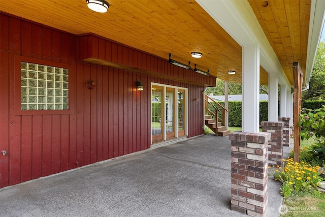347 W King Tut Rd, Bellingham, WA 98226 - view of porch