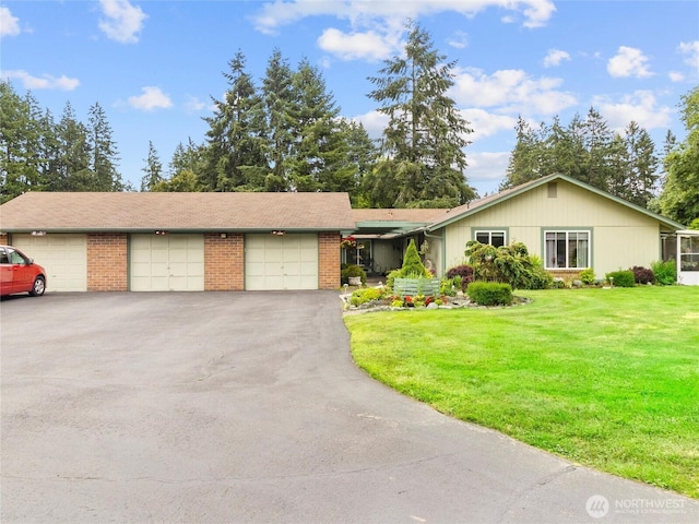 3300 Carpenter Rd SE Unit 49, Lacey, WA 98503 - ranch-style house featuring a front lawn and brick siding