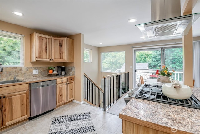 110 S 198th Pl, Des Moines, WA 98148 - kitchen with dishwasher, plenty of natural light, light brown cabinetry, decorative backsplash, and recessed lighting