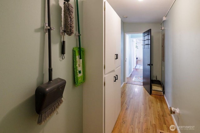 133 Thomas St NW, Olympia, WA 98502 - hallway featuring light wood-style flooring and baseboards