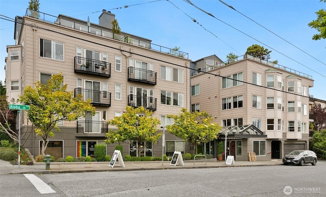 500 Aloha St Unit 202, Seattle, WA 98109 - view of building exterior