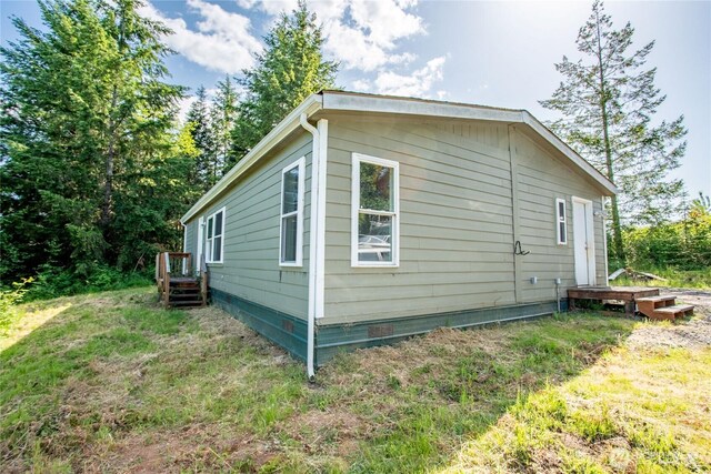 19412 Vantage Ln, Onalaska, WA 98570 - view of side of home featuring crawl space