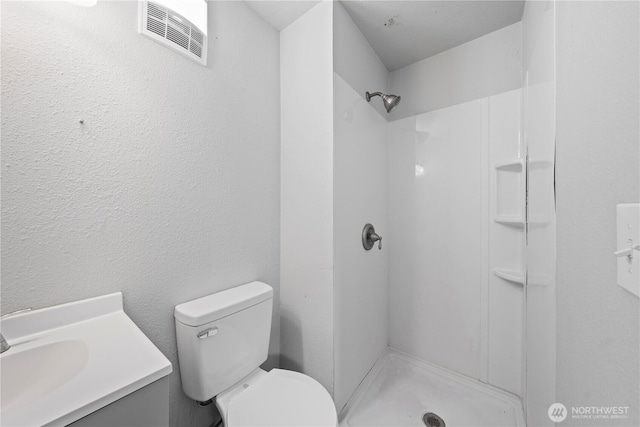 325 S 8th Ave, Othello, WA 99344 - bathroom featuring vanity and a shower