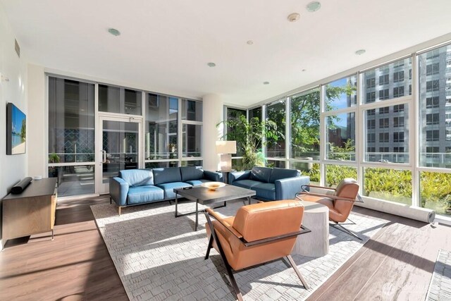 909 5th Ave Unit 502, Seattle, WA 98104 - photo 32
