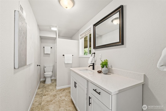 13045 28th Ave NE, Seattle, WA 98125 - bathroom with vanity and toilet