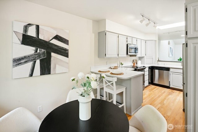 522 W Mercer Pl Unit 403, Seattle, WA 98119 - photo 8