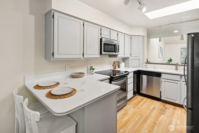 522 W Mercer Pl Unit 403, Seattle, WA 98119 - photo 9