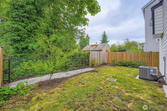 9738 Lindsay Pl S, Seattle, WA 98118 - photo 27
