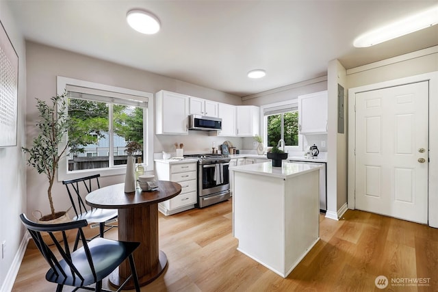 9256 Densmore Ave N, Seattle, WA 98103 - photo 11