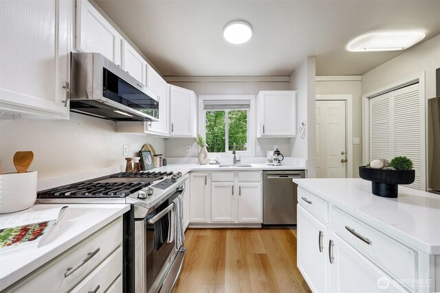 9256 Densmore Ave N, Seattle, WA 98103 - photo 13