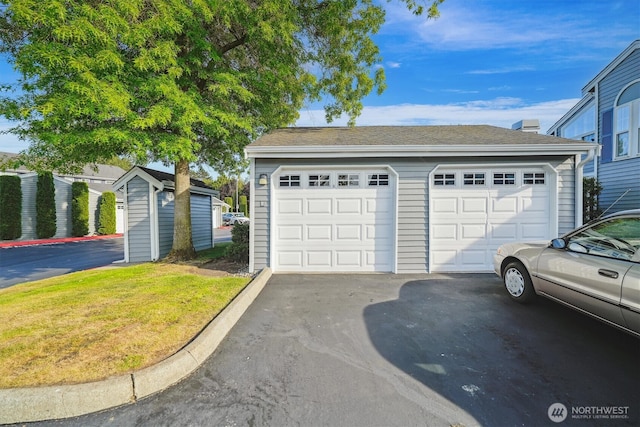 5813 S 238th Ct Unit F2, Kent, WA 98032 - view of detached garage