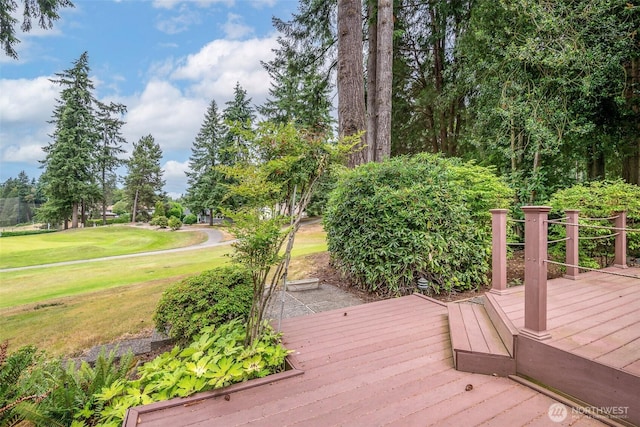 3524 SW 325th St, Federal Way, WA 98023 - wooden deck with a lawn
