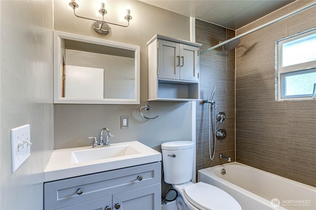 727 E 11th St, Port Angeles, WA 98362 - bathroom with vanity and bathing tub / shower combination