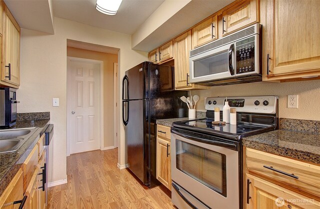405 NE 85th St Unit H, Vancouver, WA 98665 - photo 11