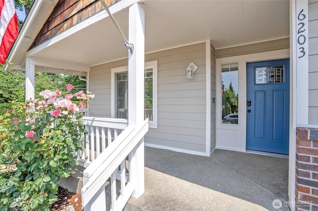 6203 119th St E, Puyallup, WA 98373 - entrance to property featuring a porch