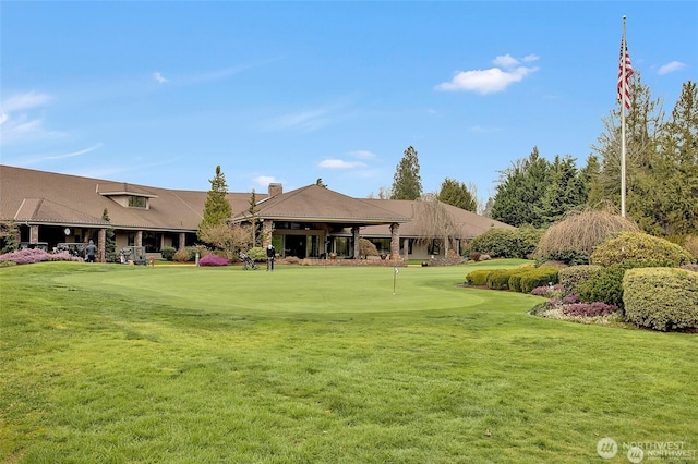 20821 NE 141st St, Woodinville, WA 98077 - view of community featuring a yard, golf course view, and a putting area