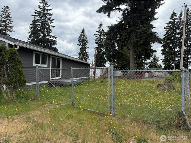 6411 201st Ave SW Unit 21, Centralia, WA 98531 - view of yard