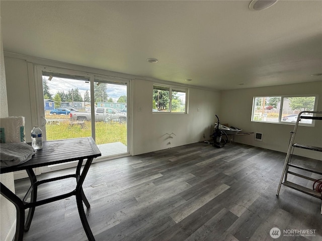 6411 201st Ave SW Unit 21, Centralia, WA 98531 - workout room featuring dark wood finished floors