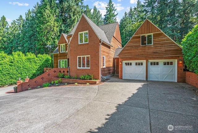2608 Cascade Way, Longview, WA 98632 - view of front facade with a garage and an outbuilding