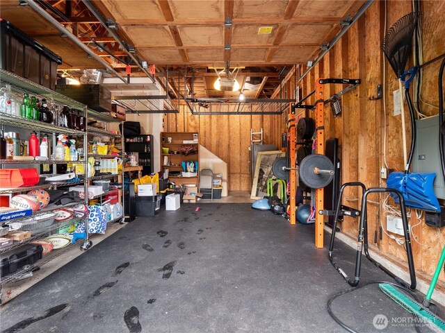 8221 122nd Ave NE, Kirkland, WA 98033 - view of garage