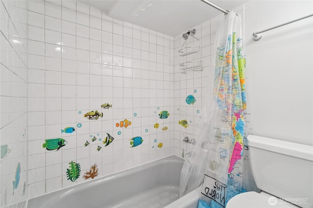 2726 34th Ave S, Seattle, WA 98144 - bathroom featuring toilet and shower / bath combination with curtain