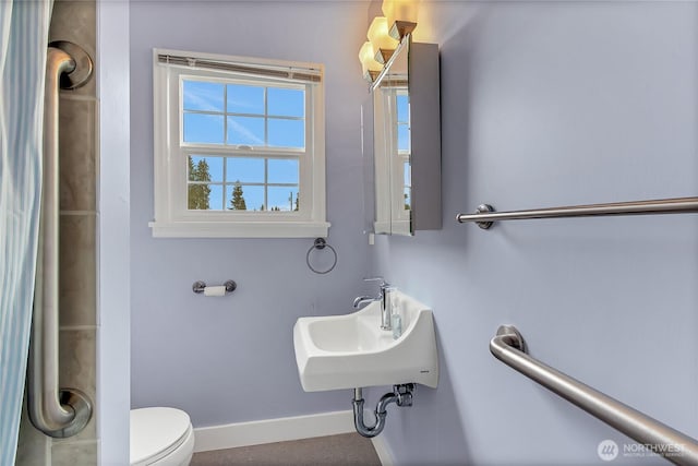 4015 N 13th St, Tacoma, WA 98406 - full bath with toilet and curtained shower