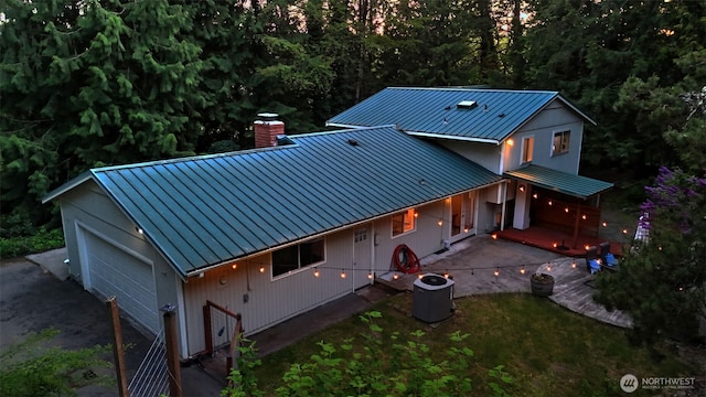 19134 SE May Valley Rd, Issaquah, WA 98027 - photo 1