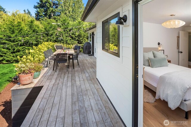 10426 SW 112th St, Vashon, WA 98070 - wooden terrace featuring outdoor dining area