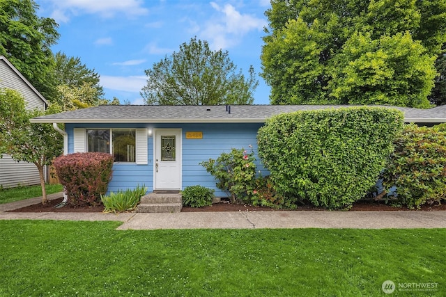 15484 174th Ave SE, Monroe, WA 98272 - view of front of home featuring a front yard and roof with shingles