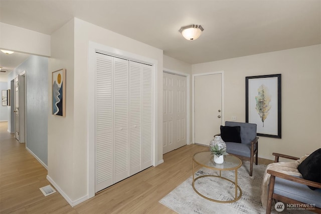 15484 174th Ave SE, Monroe, WA 98272 - living area with light wood finished floors