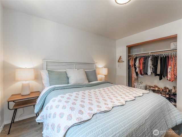 2135 Roper Ln, Wenatchee, WA 98801 - bedroom with a closet and wood finished floors