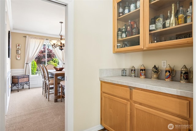 8206 66th Avenue Ct E, Puyallup, WA 98371 - bar area with light carpet, a chandelier, and crown molding