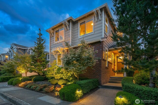 3913 W Briarcliff Ln, Seattle, WA 98199 - view of front of house with brick siding