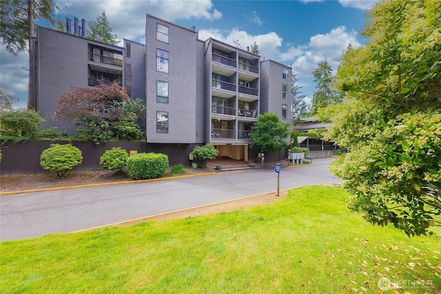 6347 137th Ave NE Unit 262, Redmond, WA 98052 - view of apartment building / complex