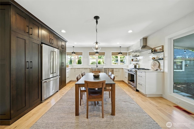 533 Craig St, Walla Walla, WA 99362 - dining area with light wood finished floors and recessed lighting