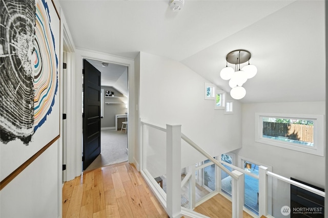 533 Craig St, Walla Walla, WA 99362 - hallway featuring an upstairs landing, light wood-style floors, and lofted ceiling