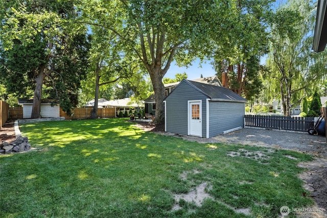 533 Craig St, Walla Walla, WA 99362 - fenced backyard featuring a storage unit