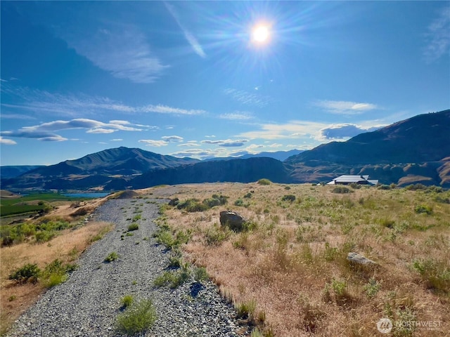 220 Ridge Rd, Orondo, WA 98843
