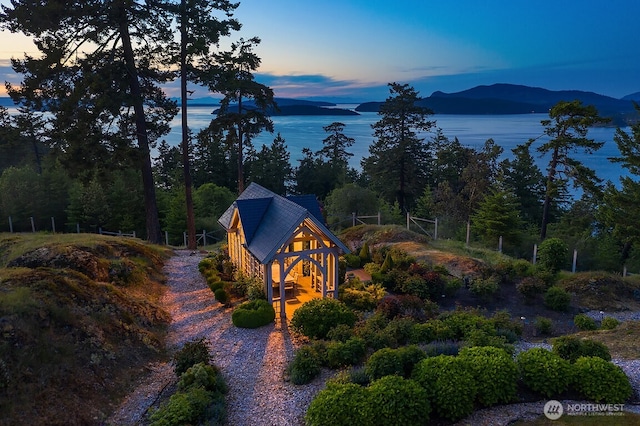 678 Primrose Ln, Friday Harbor, WA 98250 - aerial view at dusk of a water view