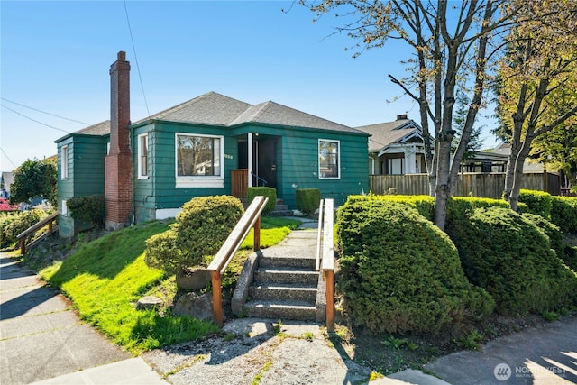 2000 31st Ave S, Seattle, WA 98144 - bungalow featuring stairs