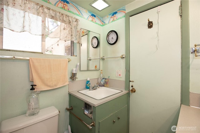 1109 S 61st St, Tacoma, WA 98408 - half bath featuring toilet and vanity