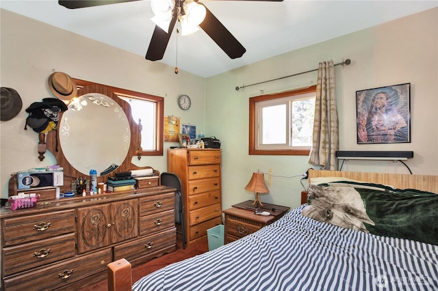 1109 S 61st St, Tacoma, WA 98408 - bedroom featuring a ceiling fan