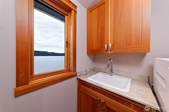 11261 E State Route 106, Union, WA 98592 - washroom featuring cabinet space