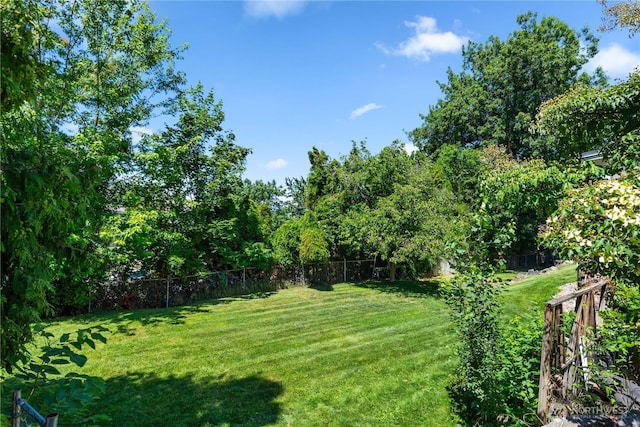1714 N Astor Ct, East Wenatchee, WA 98802 - view of yard