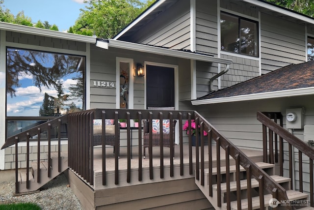 11214 80th Ave NE, Kirkland, WA 98034 - doorway to property featuring a shingled roof