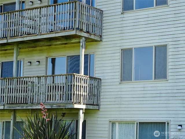 615 Ocean Shores Blvd NW Unit 210, Ocean Shores, WA 98569 - exterior space with a balcony