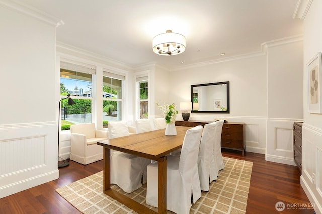 603 9th Ave, Kirkland, WA 98033 - dining room featuring wood finished floors, a chandelier, a wainscoted wall, and ornamental molding