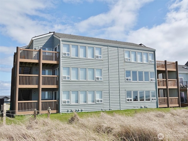1407 Ocean Shores Blvd SW Unit 1N-I, Ocean Shores, WA 98569 - view of building exterior