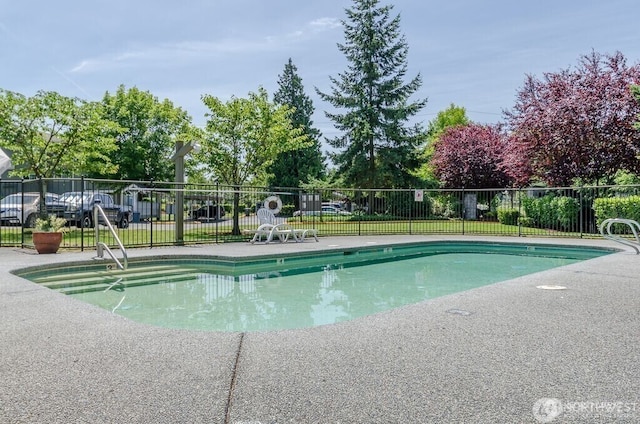 1839 S 286th Ln Unit S-201, Federal Way, WA 98003 - community pool with a patio area