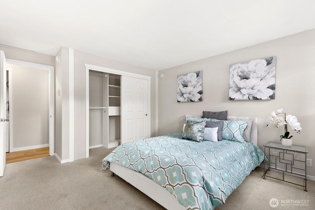 12700 NE 8th St Unit E-205, Bellevue, WA 98005 - bedroom with carpet floors and a closet
